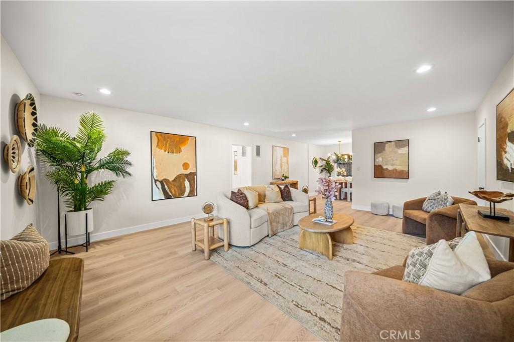127 N Eucalyptus AV #4 Inglewood CA 90301 | MLS #OC26217733 45 MLS #OC26217733 image #0