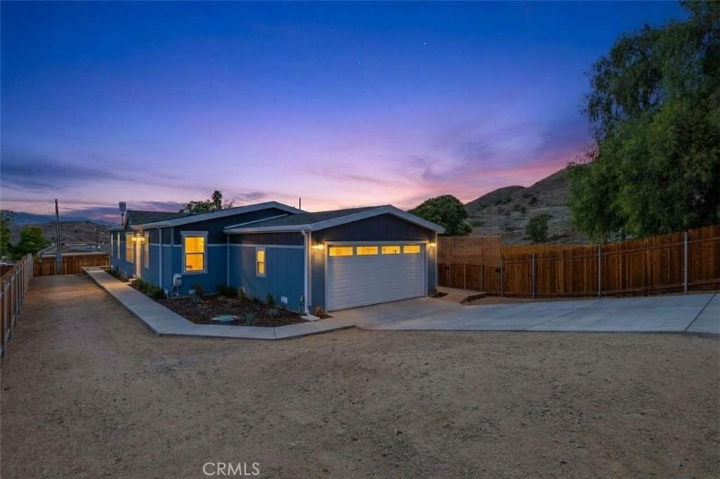 MLS #OC26217885 image #0
