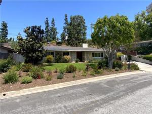 MLS #OC26217891 image #0