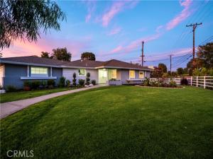 MLS #OC26217980 image #0