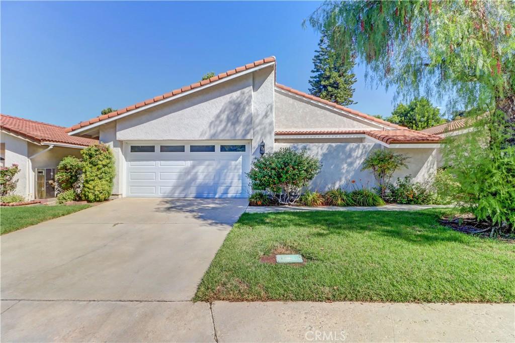 MLS #OC26217999 image #0