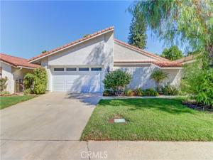MLS #OC26217999 image #0