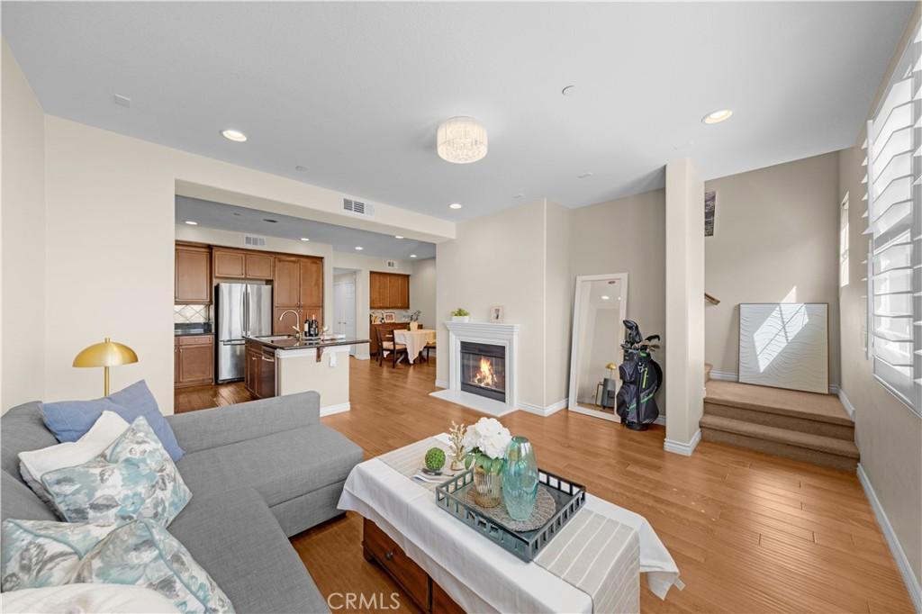 MLS #OC26111452 image #0