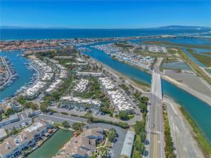 MLS #OC26218114 image #0