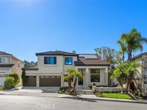 MLS #OC26218238 image #0