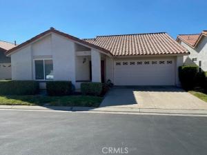 MLS #OC26193021 image #0