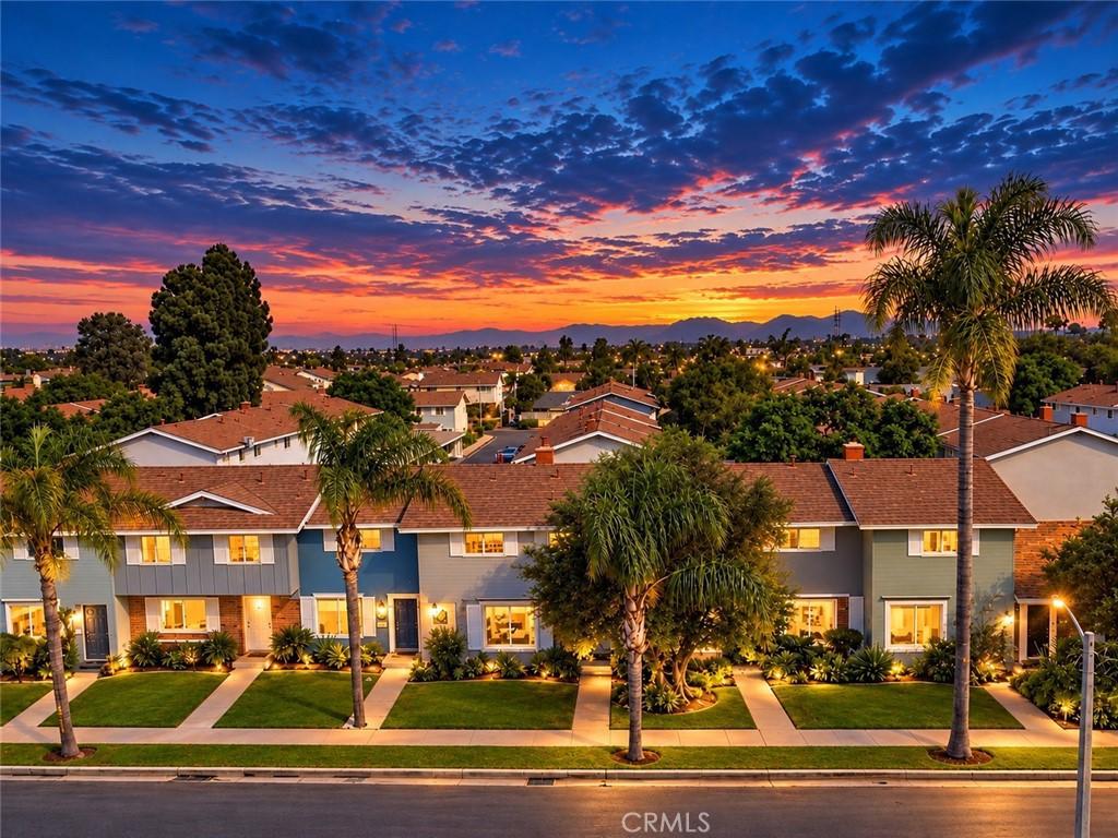 MLS #OC26218381 image #0
