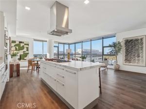 MLS #OC26218537 image #0