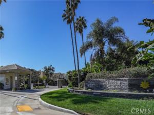 MLS #OC26218864 image #0