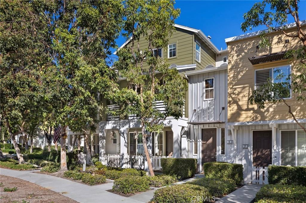 MLS #OC26218958 image #0