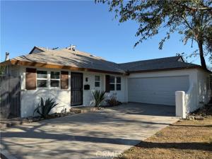 MLS #OC26218962 image #0