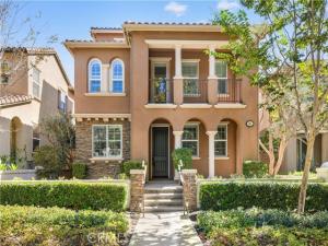 MLS #OC26218967 image #0