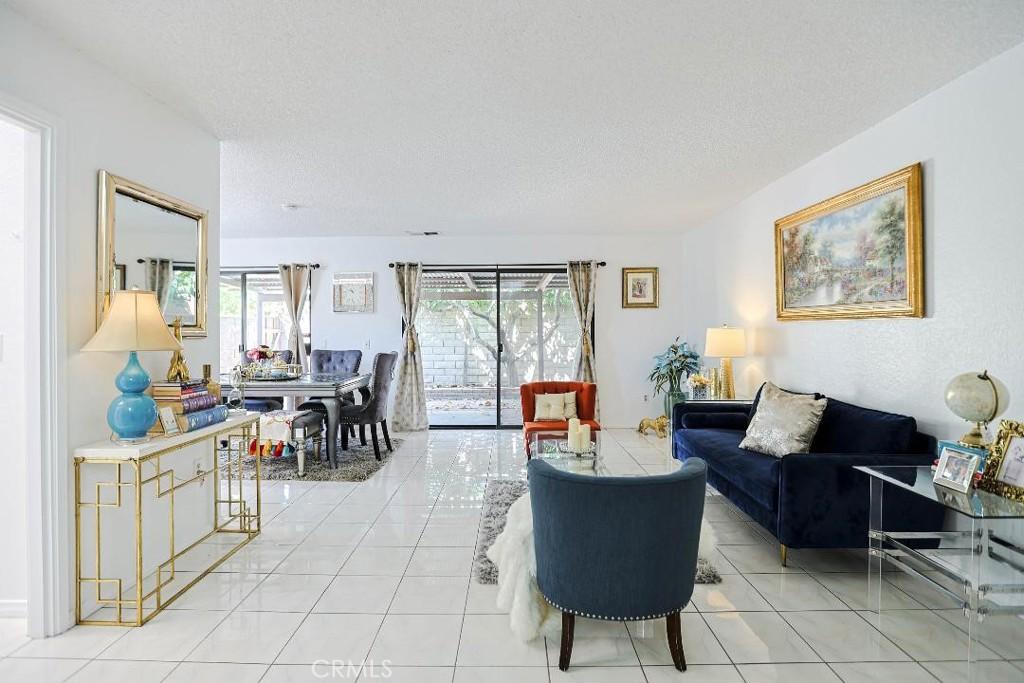 MLS #OC26218990 image #0