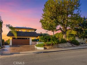 MLS #OC26219224 image #0