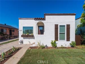 MLS #OC26219319 image #0