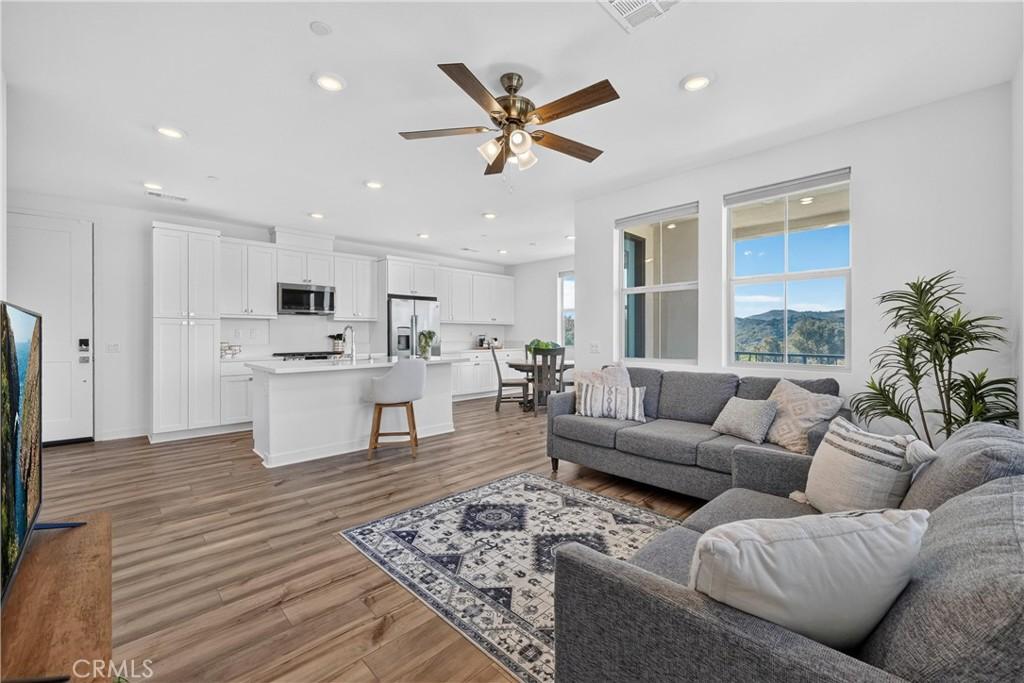MLS #OC26219375 image #0