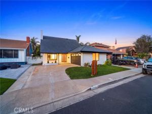 MLS #OC26219389 image #0