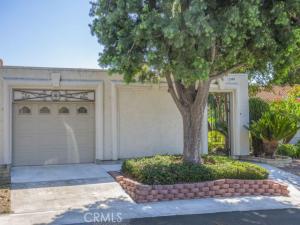 MLS #OC26219508 image #0