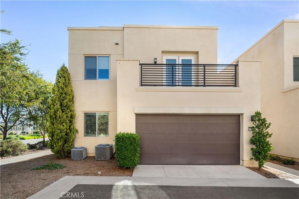 MLS #OC26145404 image #0