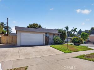 MLS #OC26219708 image #0
