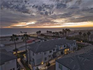 MLS #OC26219755 image #0