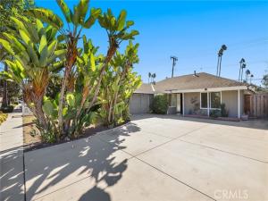 MLS #OC26219909 image #0