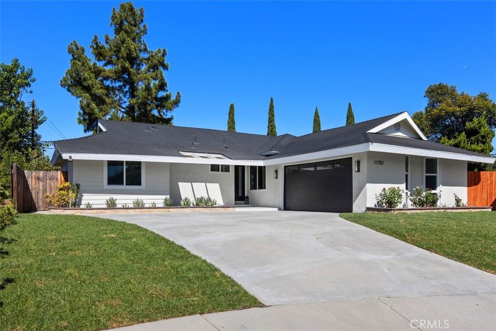 MLS #OC26220218 image #0