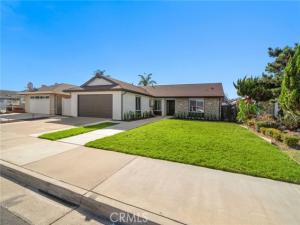MLS #OC26220309 image #0