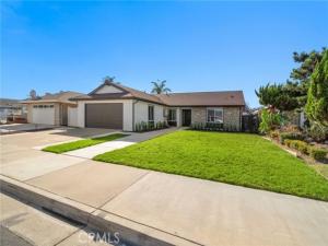 MLS #OC26220309 image #0