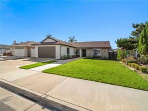 MLS #OC26220309 image #0