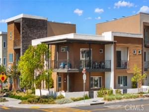 MLS #OC26220684 image #0