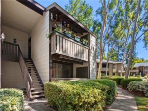 MLS #OC26221072 image #0