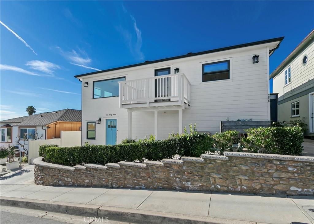 MLS #OC26221268 image #0