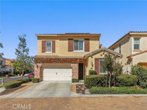 MLS #OC26221285 image #0