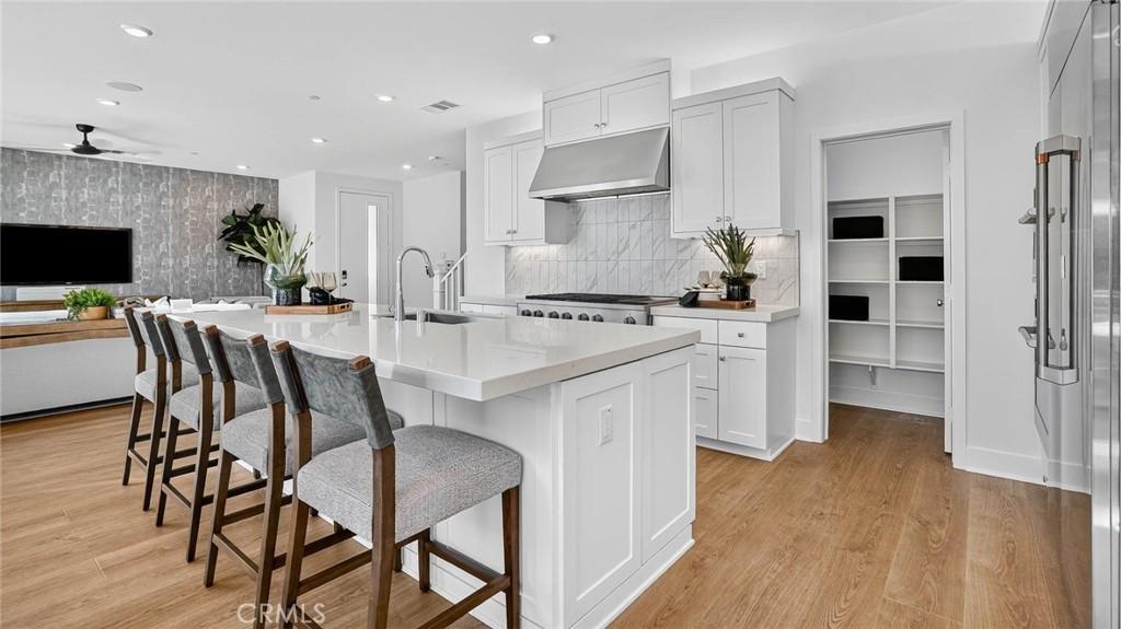MLS #OC26221314 image #0