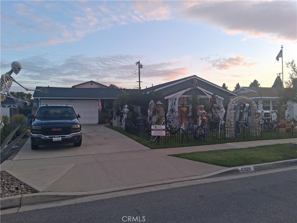 MLS #OC26221367 image #0
