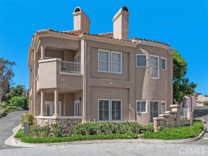 MLS #OC26221416 image #0