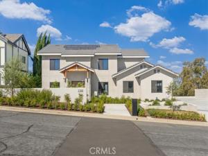 MLS #OC26221541 image #0