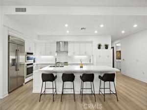 MLS #OC26221595 image #0