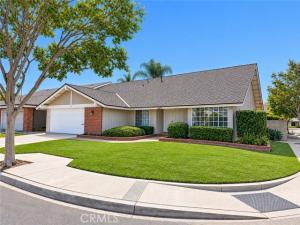 MLS #OC26221634 image #0