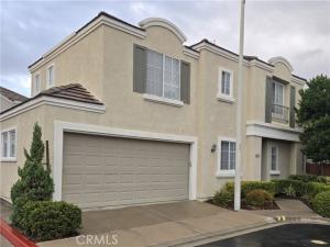 MLS #OC26221729 image #0