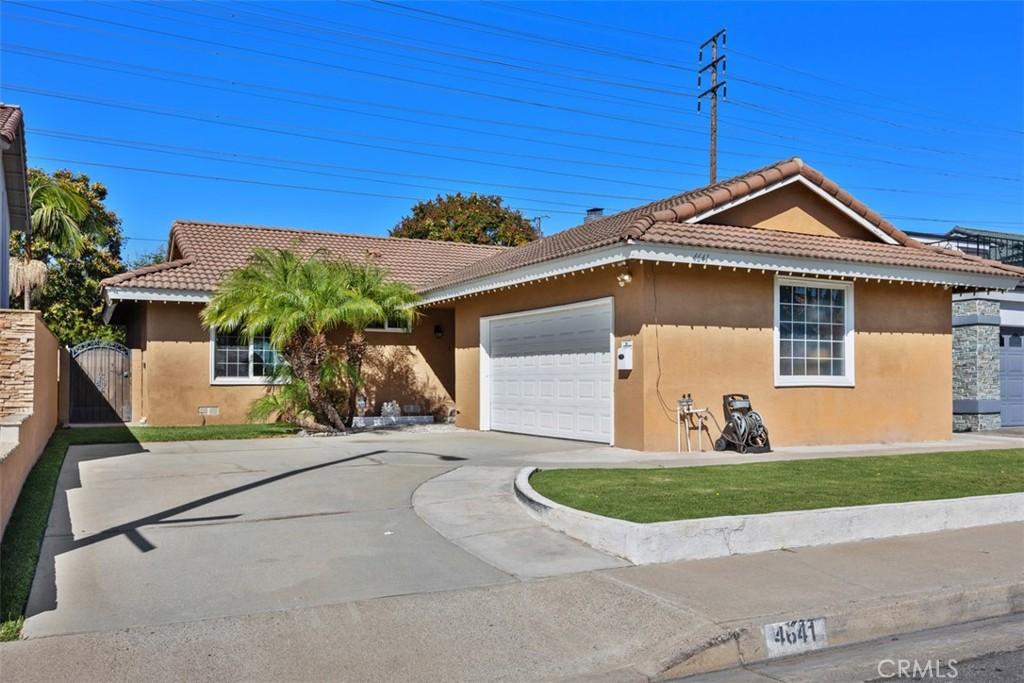 MLS #OC26222043 image #0