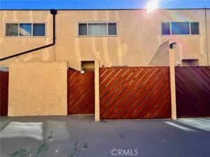 MLS #OC26222082 image #0