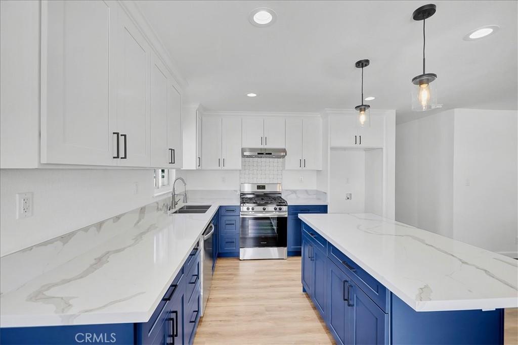 MLS #OC26222220 image #0