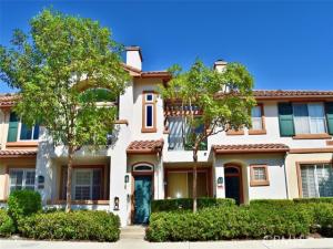 MLS #OC26222305 image #0