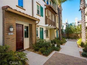 MLS #OC26222508 image #0