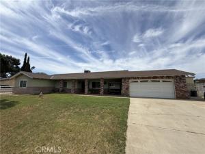 MLS #OC26222758 image #0