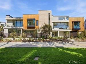 MLS #OC26222953 image #0