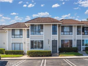 MLS #OC26223079 image #0