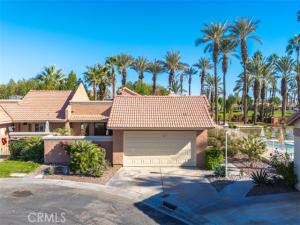 MLS #OC26223292 image #0